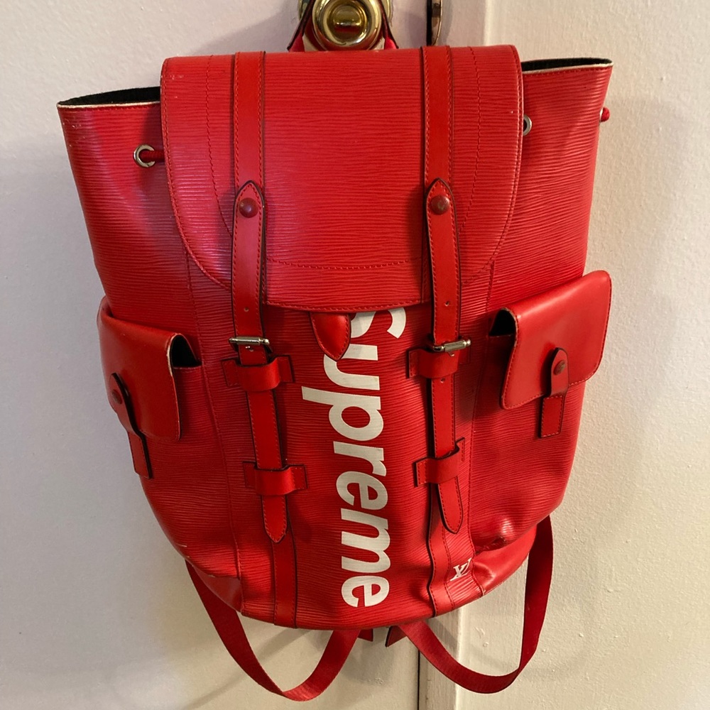 Very clean Supreme x Louis Vuitton backpack (rep)